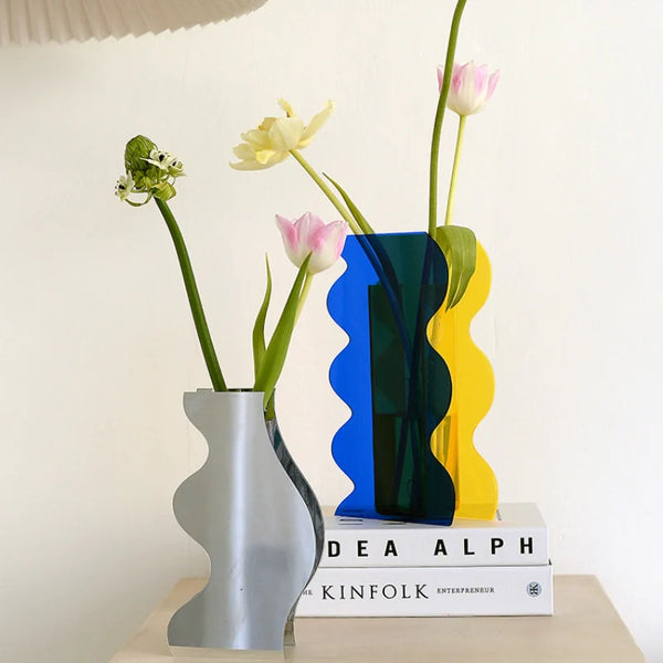 The 5 Best Acrylic Vases For 2024