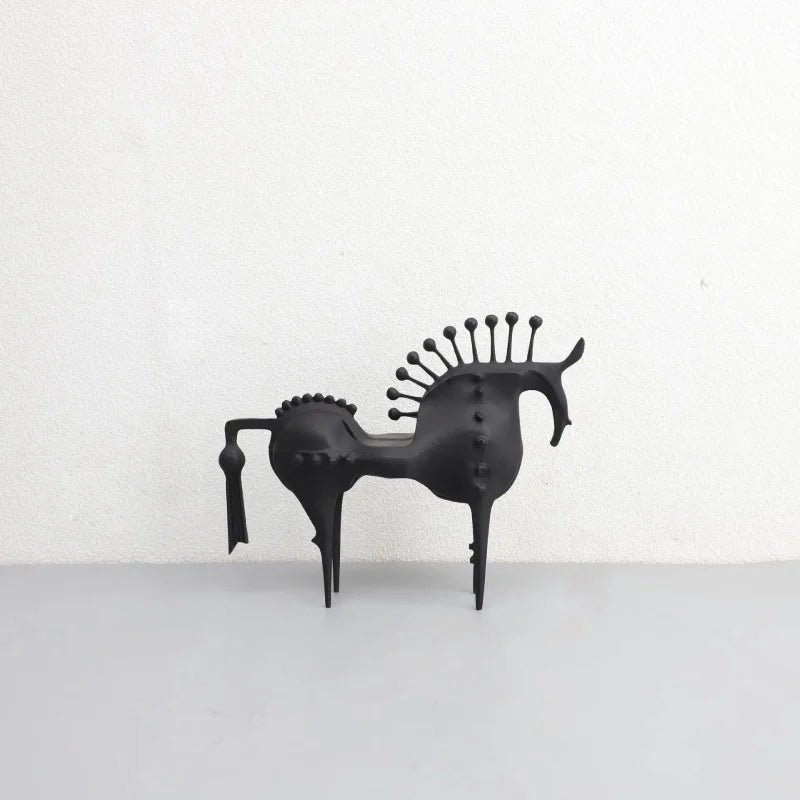 Black Metal Horse Sculpture Abstract Modern Animal Statue Bookshelf Decor Living Room Accent
