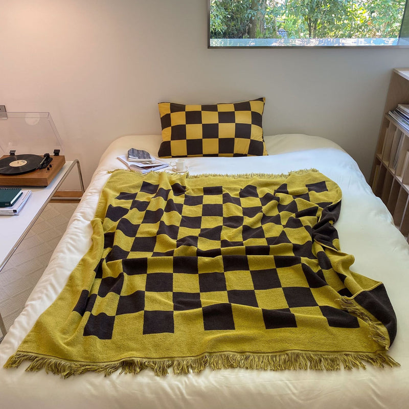 Checkboard Contrast Knitted Terry Blanket