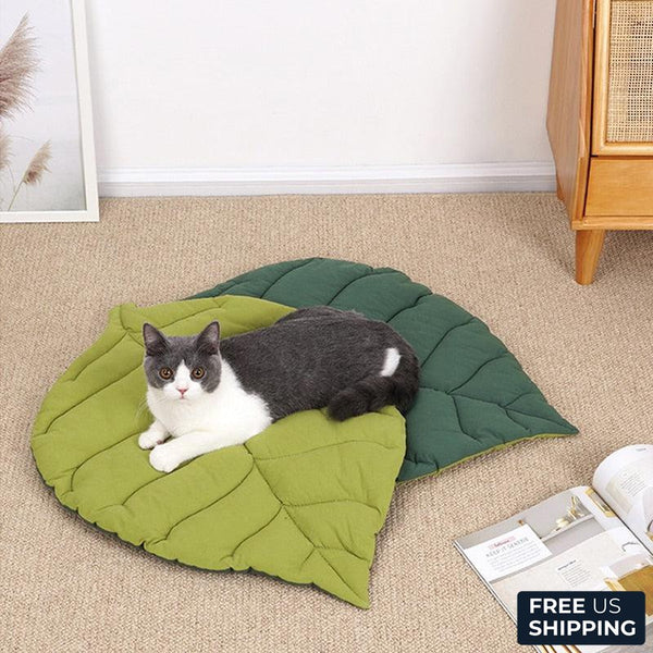 Leaf Pet Pillow in Soft Cotton Home Blanket 