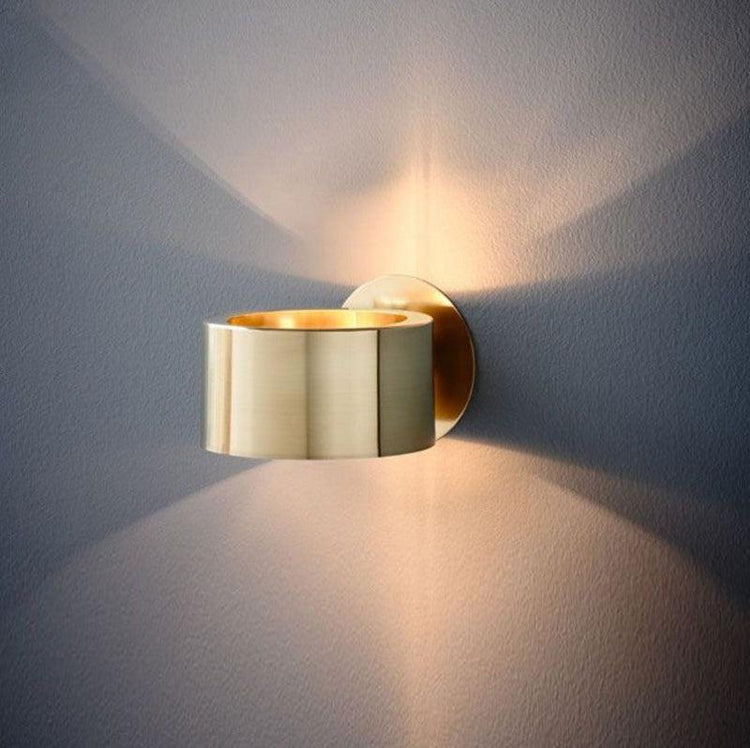 Ringo Golden LED Wall Light: Elegant Metal Fixture in Gold – Illuminate ...