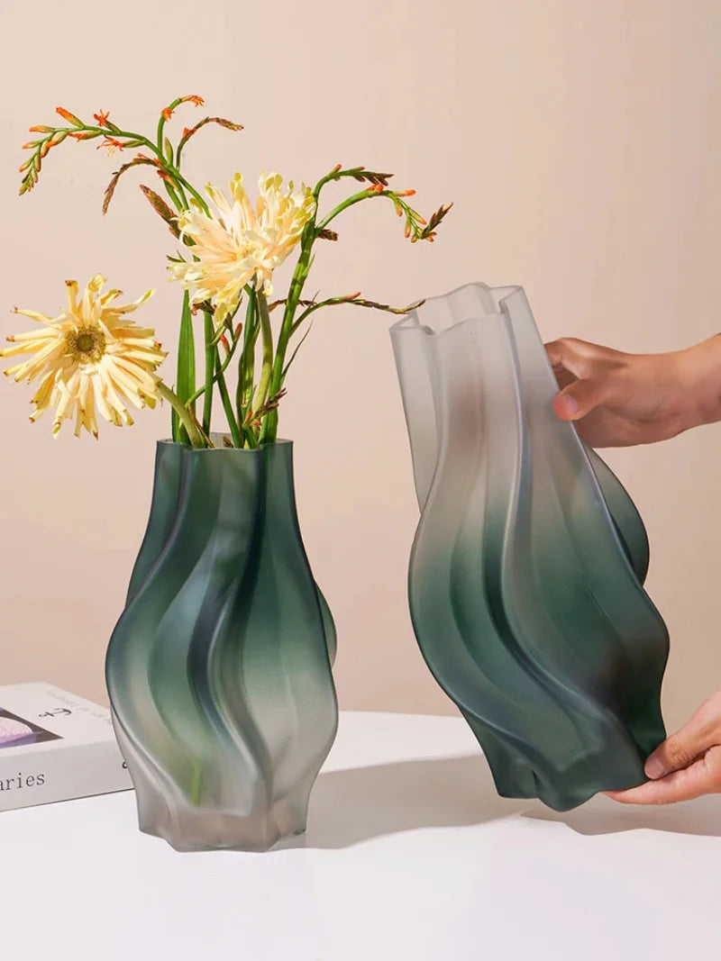Aurora Ombre Wave Vase