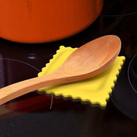 1pc Cartoon Biscuit-Shaped Soup Spoon Rest - Heat Insulating and Anti-Scalding Silicone Mat for Kitchen Gadgets-Letifly Lights and Decor