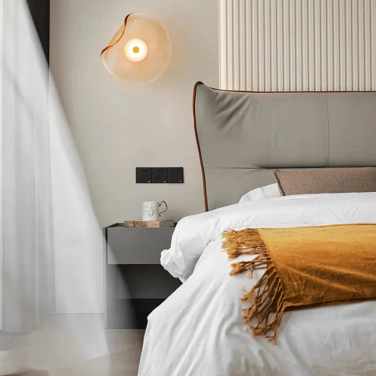 Halo Shade Sconce Japanese Retro Irregular Shape Glass Wall Lights Modern Nordic Bedroom Living Room Board Wall Lamp Entrance Lighting Home Decor LED
