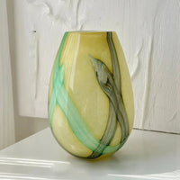 Chromatic Flow Vases