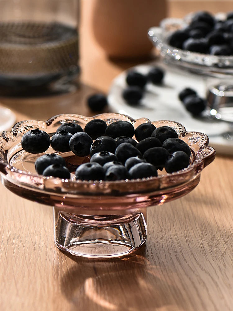 Vintage clear glass dessert plate, Heirloom Pedestal Tray jewelry display storage tray, scalloped lace candle holder for elegant home decoration.