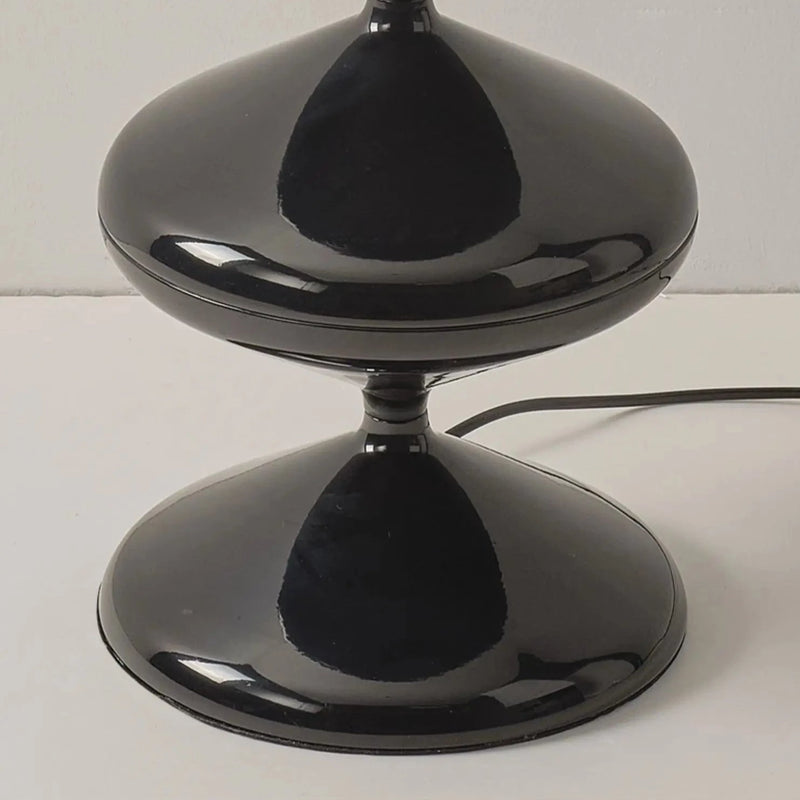 Magnus String Table Lamp