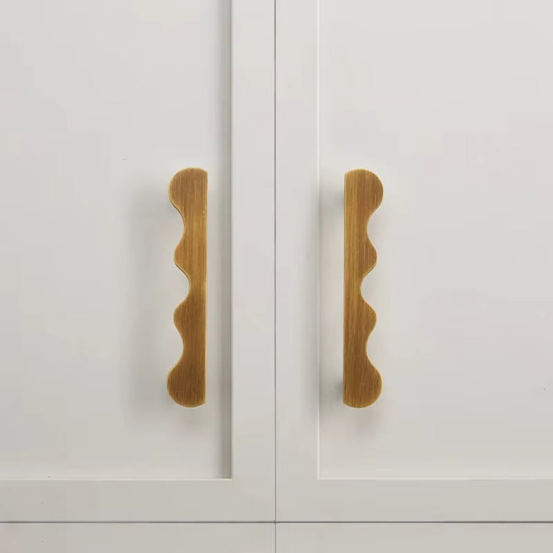 Brass Wave Shape Cabinet Handles Modern Drawer Pulls Gold/Black Furniture Handles for Kitchen Wardrobe Door-Letifly Lights and Decor