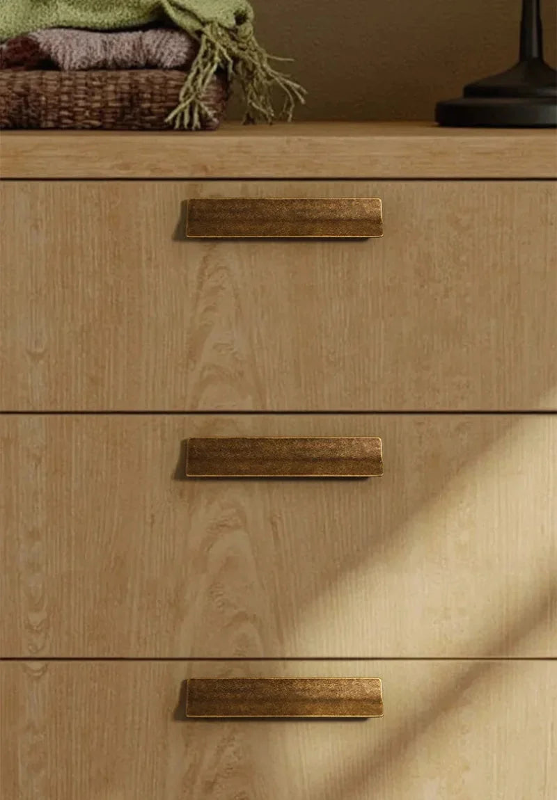 Creston Edge Cabinet Pull