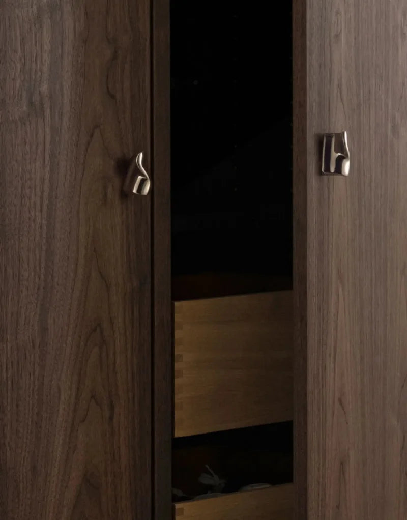 Minimalist Solid Brass Kitchen Cabinet Handles Creative Design for Home Use Decorative Cabinet Knob and Pulls for Kitchen