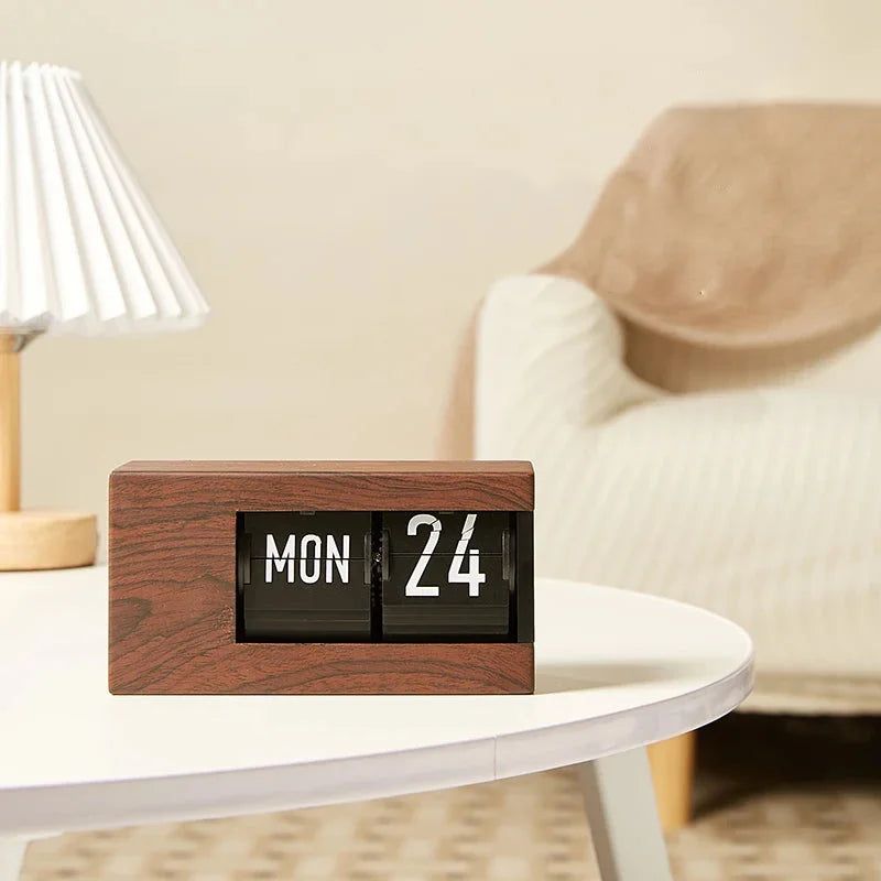 Maison Flip Calendar Clock – Flip Mechanism | Letifly – Letifly