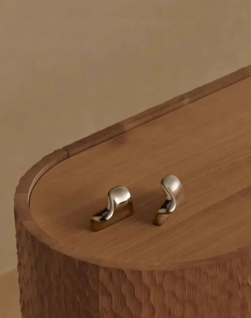 Minimalist Solid Brass Kitchen Cabinet Handles Creative Design for Home Use Decorative Cabinet Knob and Pulls for Kitchen