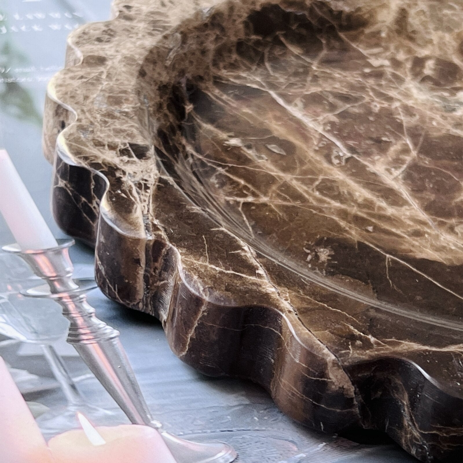 Discover the Natural Elegance of Zelta Marble & Stone Tray
