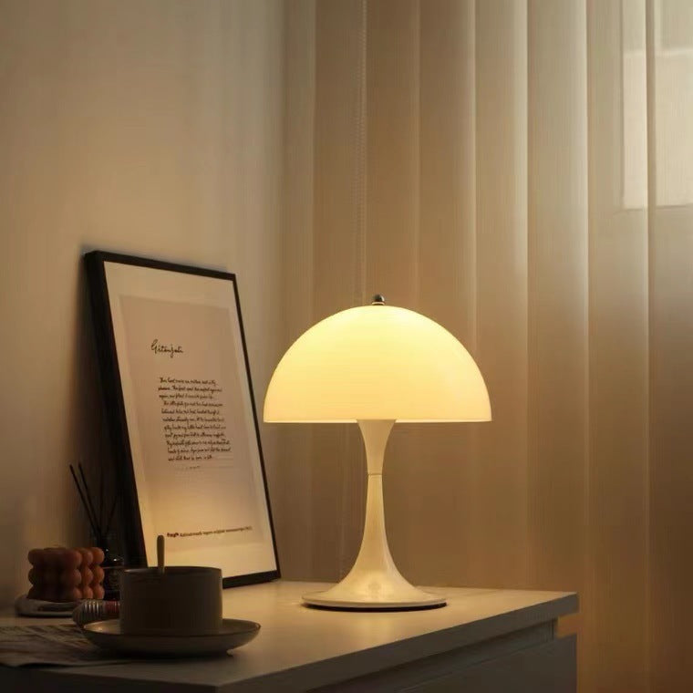Lampe extérieur sans fil rechargeable Panthella Portable V2 LED