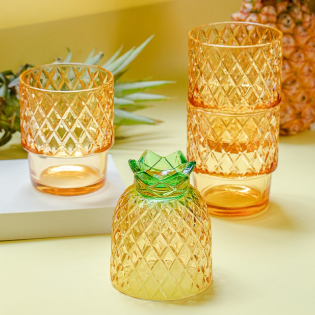 https://www.letifly.com/cdn/shop/files/pineapple-crystal-glasses-cups-set-8.png?v=1684446894