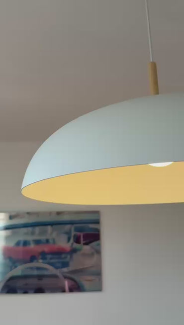 Soft-Pastell-Pendelleuchten aus Metall und Holz 