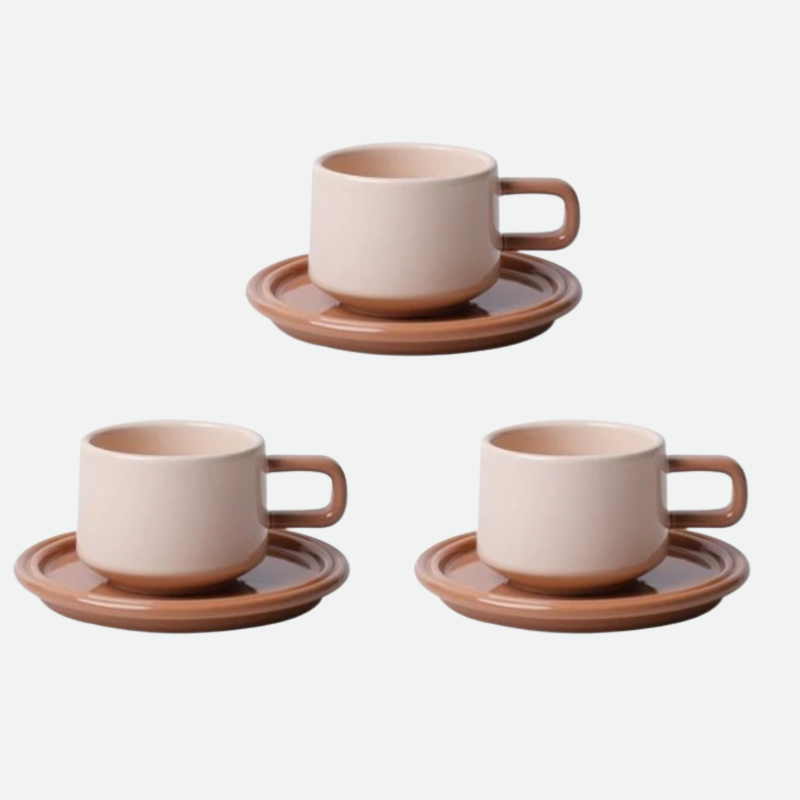 Sets of Kitchenware in Ceramic Cups and Saucers for Tea Cups and Coffee Cups finish design