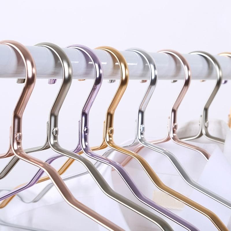 colored metal aluminum hanger clothes