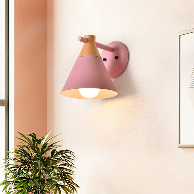 pink Cone Metal & Wood wall lamp