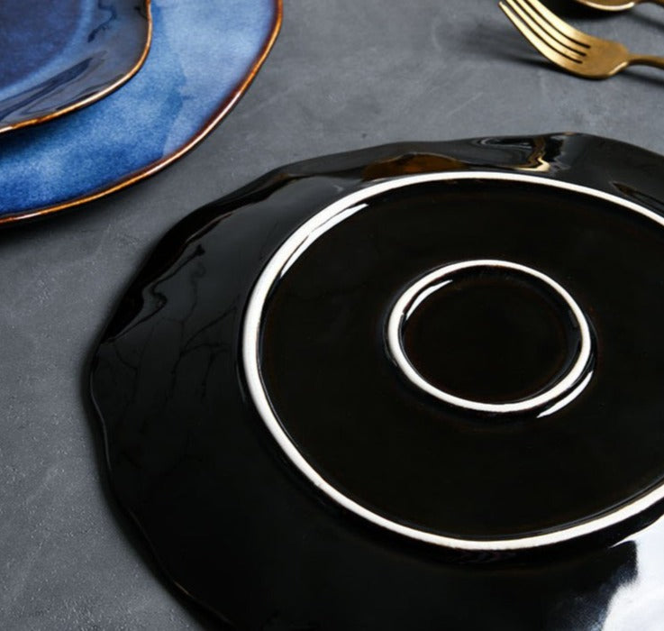 abstract rough edges cat-eye pattern blue glazed ceramic plate