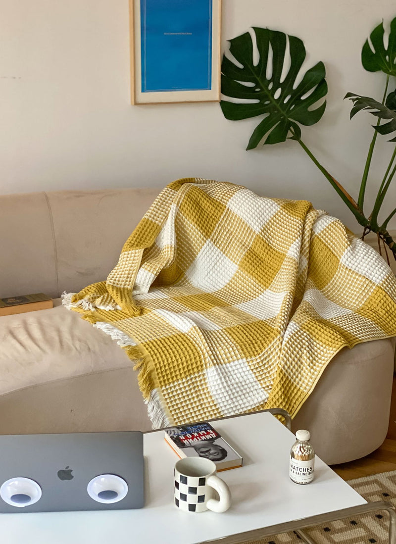 Checked Contrast Waffle Throw & Blanket