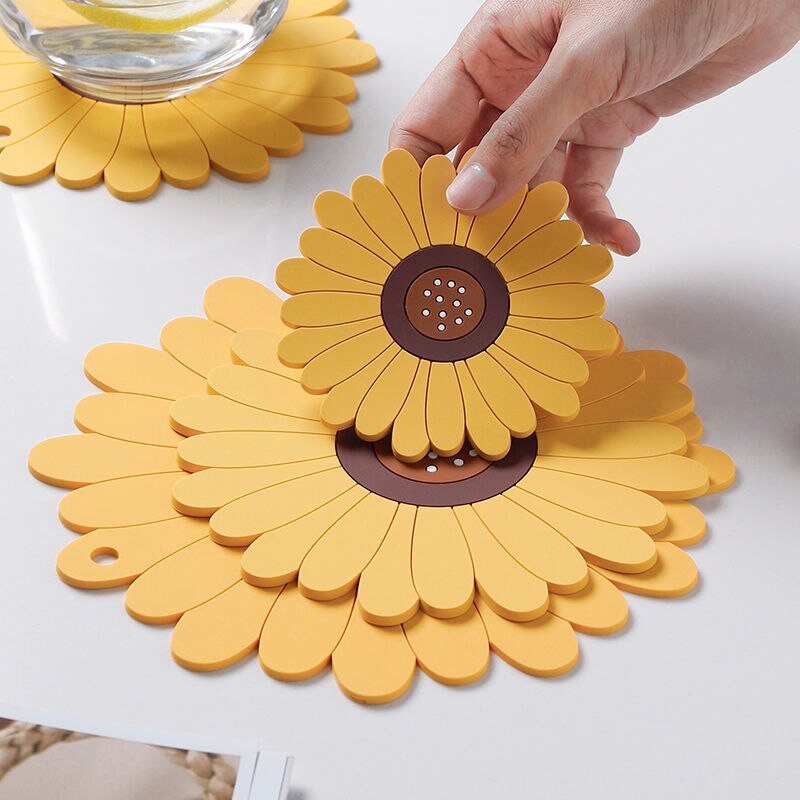 Yellow and Brown Silicone Sunflowers Shape Table Coaster