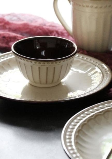 round engraved scapolled white vintage ceramic dinnerware serveware