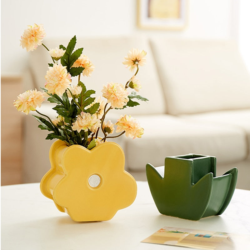 In Bloom Flower & Leaf Ceramic Vase