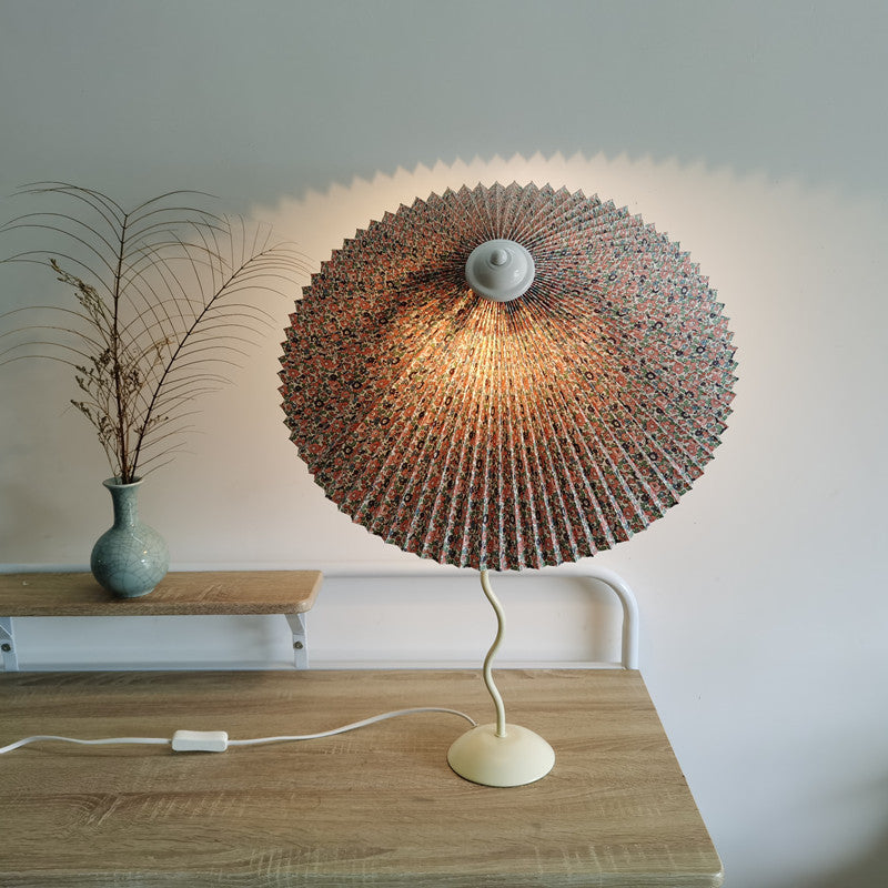 Iron Design Umbrella Table Lamp Bedside Lamp 