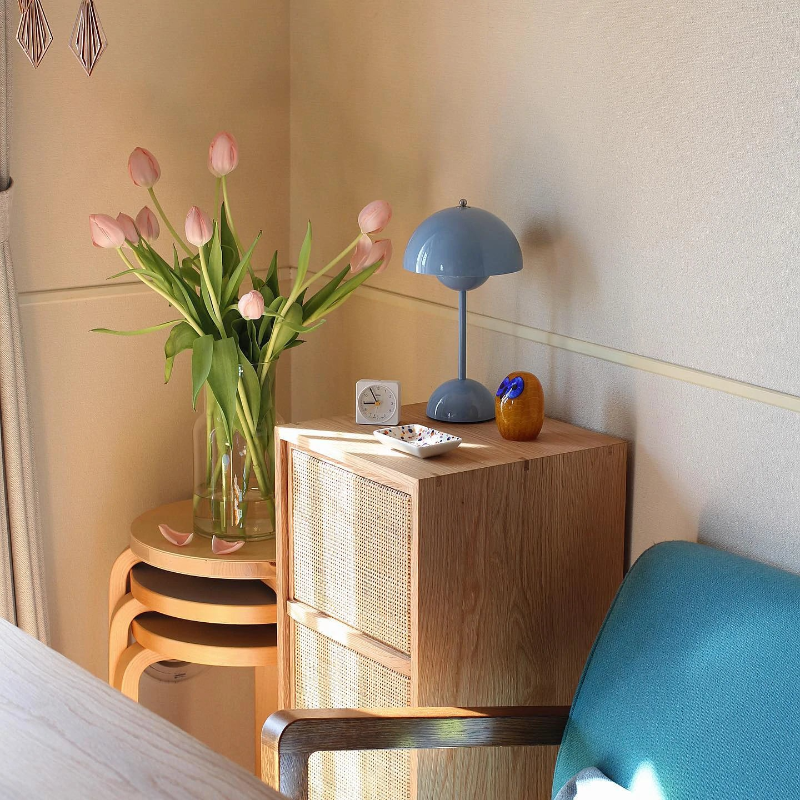 Mini Flowerpot Cordless Table Lamp Danish Designer Retro Battery Rechargeable Dining Table Lamp