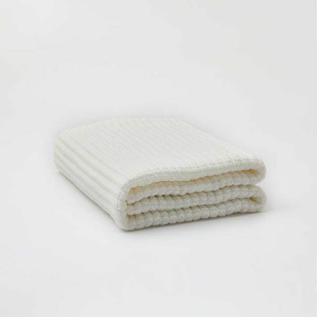 Acrylic Single Color Throw Blanket Knitted Design Cream