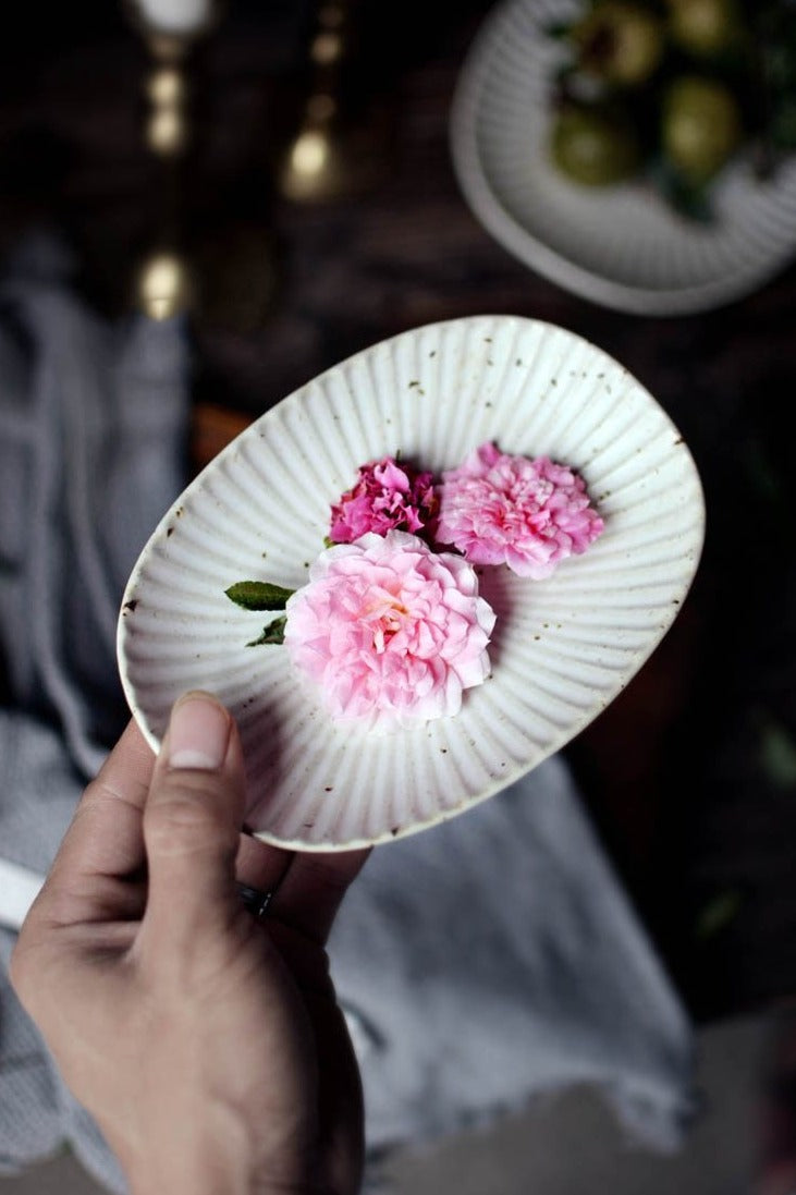 rectangle rounded scalloped edge ceramic plate