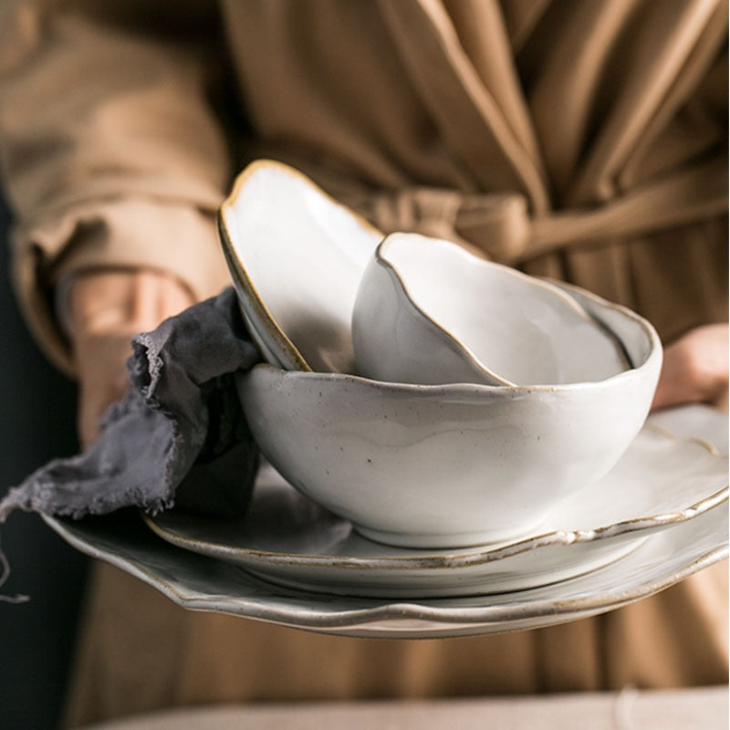 River Pearl Dinnerware
