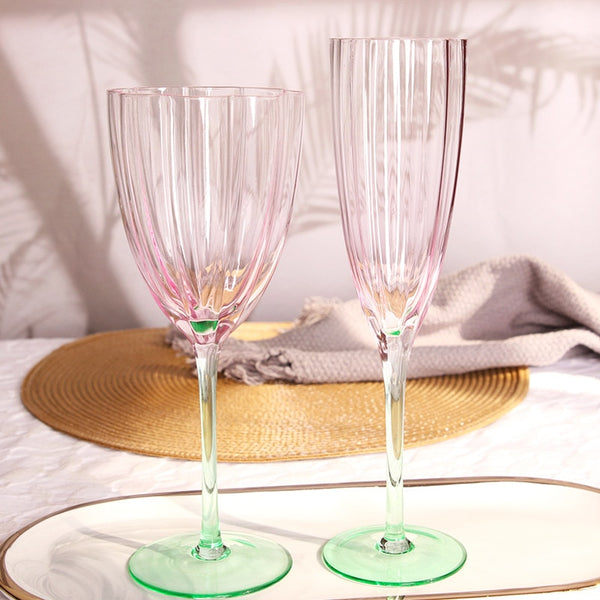 Discover Elegance: Tulipan Petal Wine Glasses in Stunning Pink and