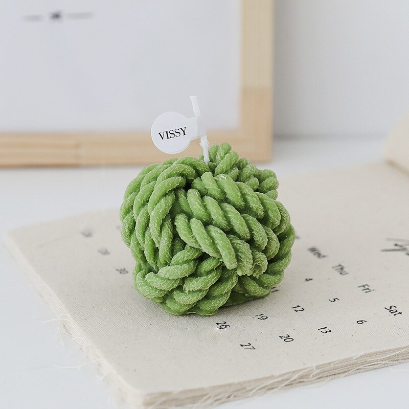 Wool Knot Textured Decorative Candle