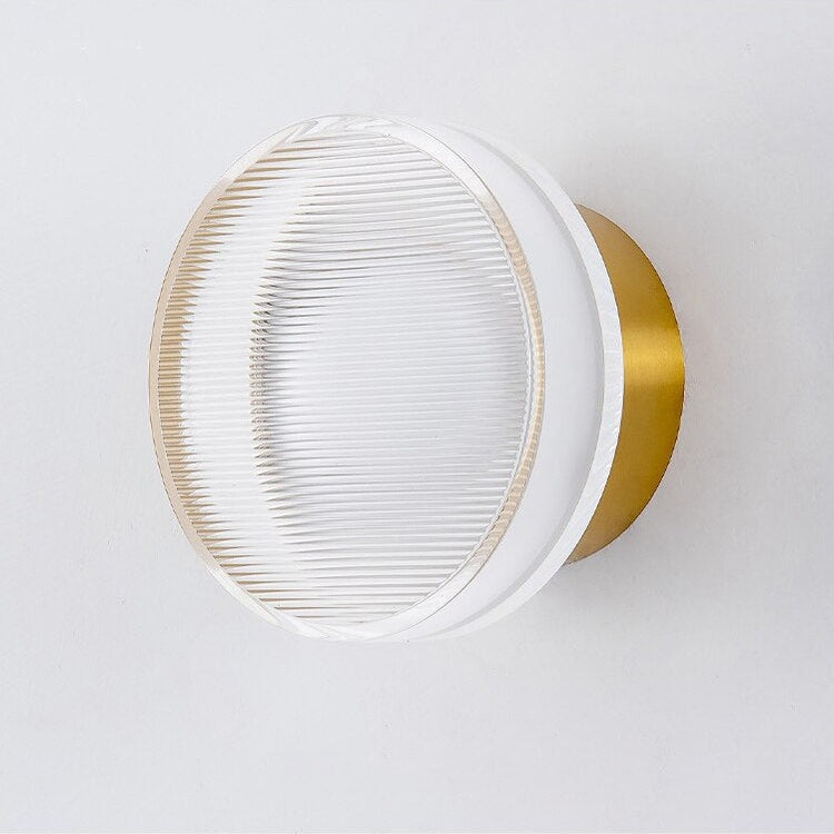 Photo inspiration: Fresh Look at Tap Wall Lamp 5 3In Aluminum Plexy