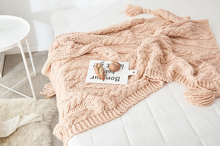 rectangle knitted pink throw blanket with tassels
