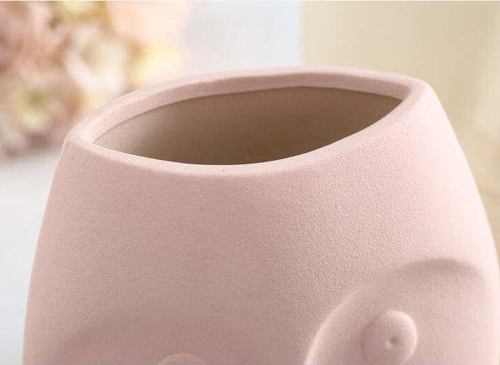 ivory Face Ceramic Vase