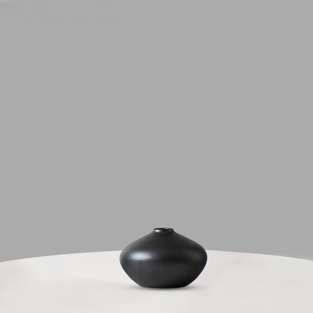 Black low Minimalist Ceramic Vase