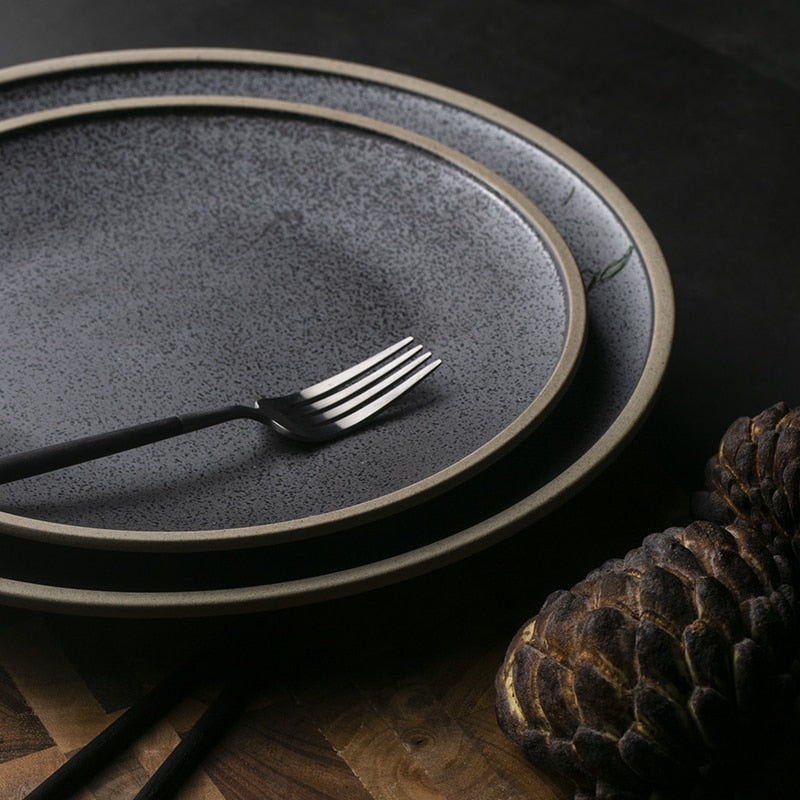 Ceramic Round Black Casted Iron Dinner Plate