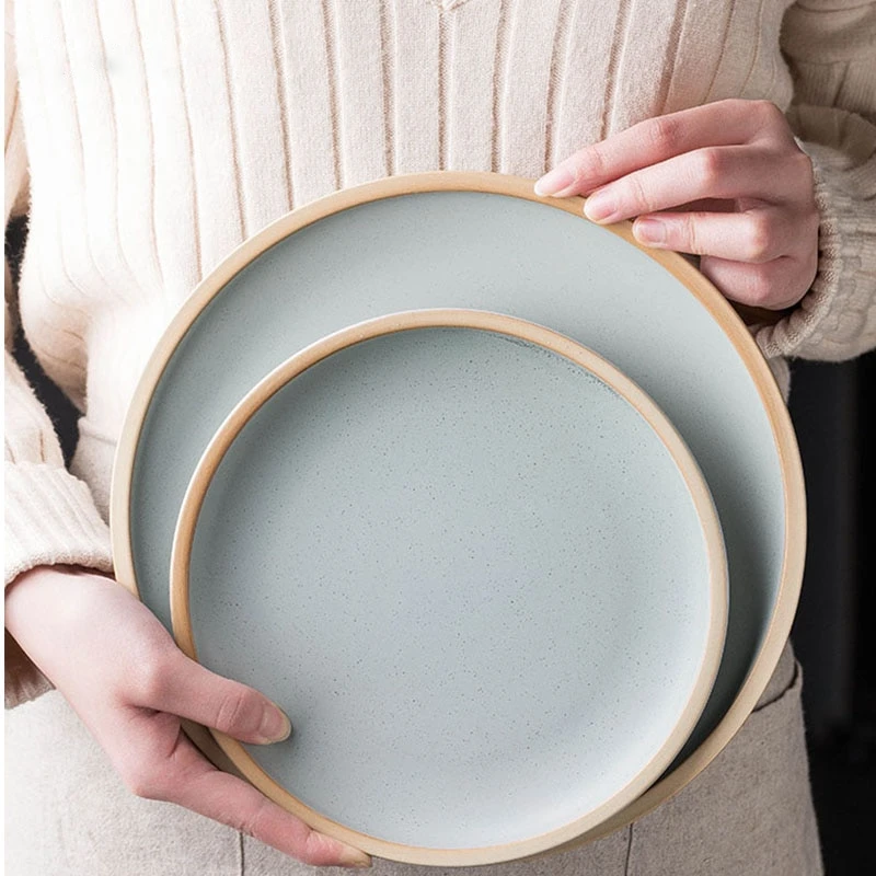 round ceramic matte glazed finish flat plate