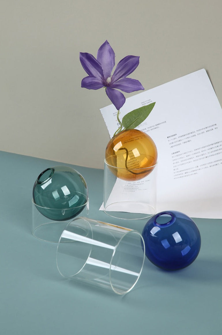 Sphere Balance Glass Vase