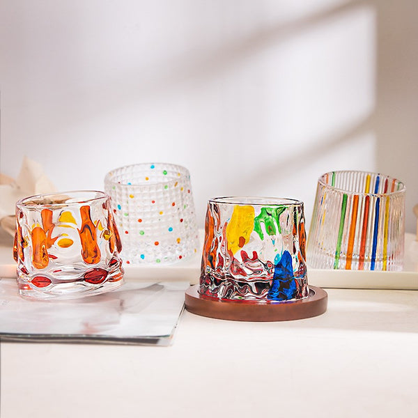 Gobelet en verre peint coloré Arlequin